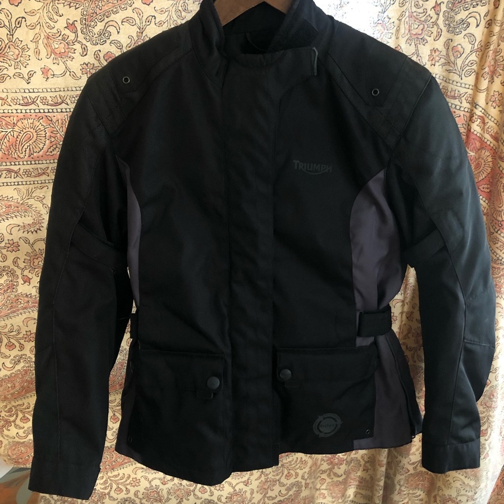 Woman’s Large Triumph motorcycle jacket NWT!